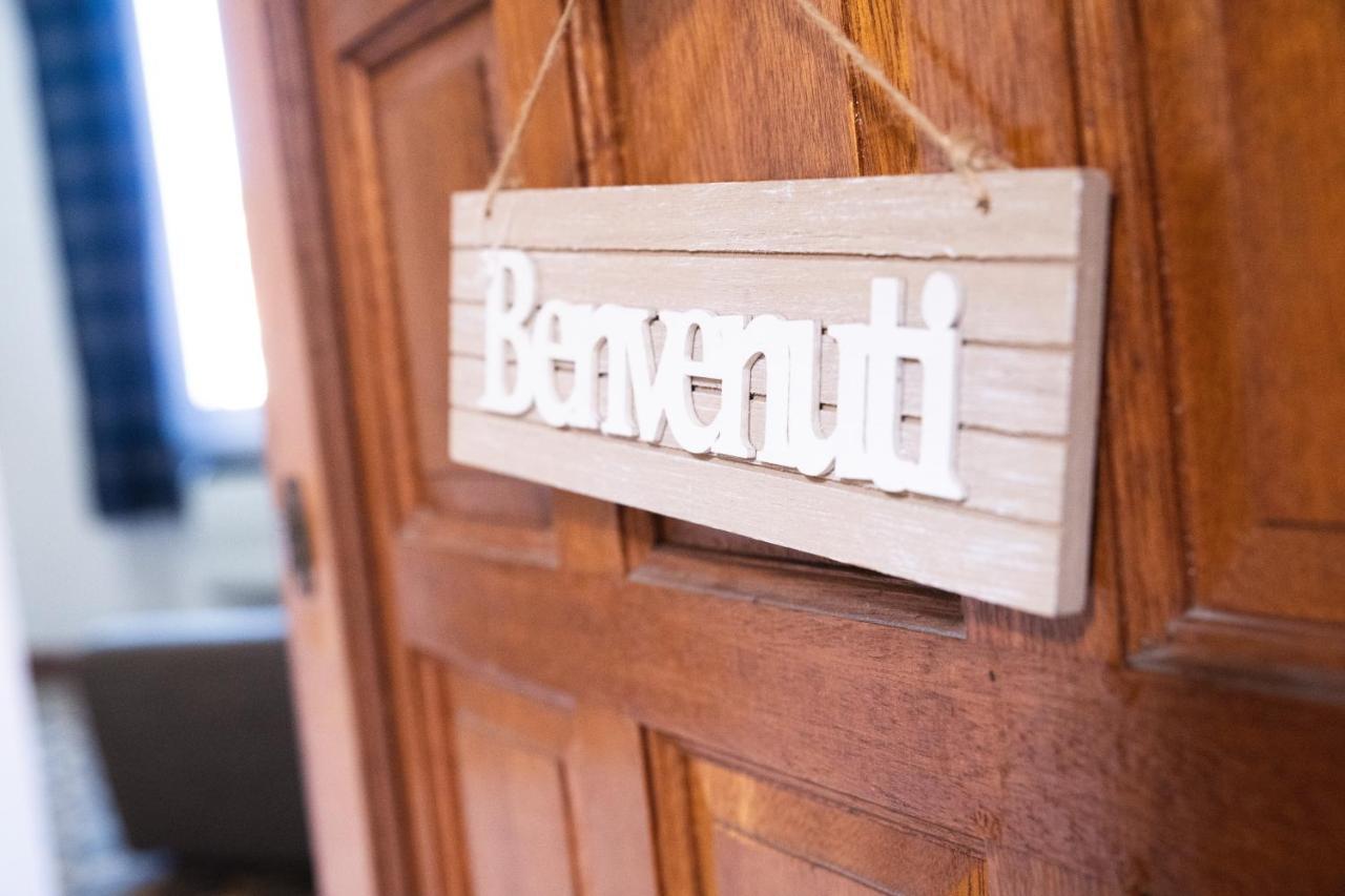 La Magnolia Bed & Breakfast Livorno Exterior photo